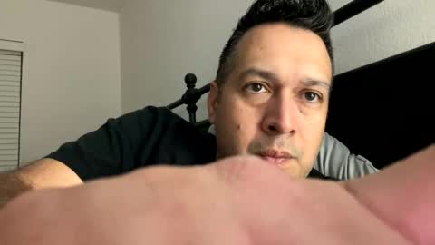 Snapshot of businesspleasure chatting on 01-17-25, 05:00 businesspleasure online show from 01-17-25, 05:00