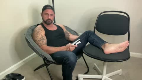 Snapshot of bustedsprockets chatting on 07-01-26, 04:36 Pocket Daddy cockring gaycouple cockring lovense daddy online show from 07-01-26, 04:36
