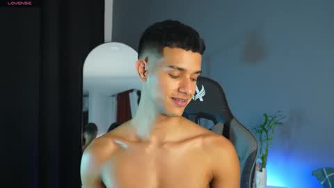 Buster independent model online show from 06-01-26, 11:28