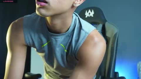 Snapshot of busterspinter chatting on 06-06-26, 01:11 Buster independent model online show from 06-06-26, 01:11