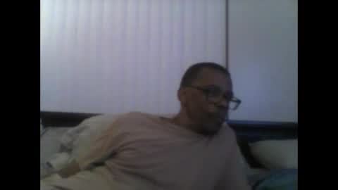 Snapshot of busturgutzgd11 chatting on 12-10-24, 06:54 Busturgutzgd1 online show from 12-10-24, 06:54