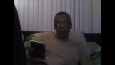 Snapshot of busturgutzgd11 chatting on 12-20-24, 01:58 Busturgutzgd1 online show from 12-20-24, 01:58