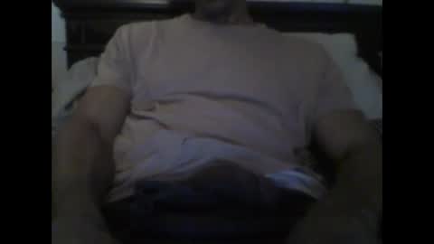 Snapshot of busturgutzgd11 chatting on 12-24-24, 02:32 Busturgutzgd1 online show from 12-24-24, 02:32