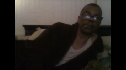 Snapshot of busturgutzgd11 chatting on 02-08-25, 05:29 Busturgutzgd1 online show from 02-08-25, 05:29