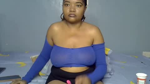 Snapshot of busty_kenzi chatting on 06-13-26, 09:29 busty kenzi online show from 06-13-26, 09:29
