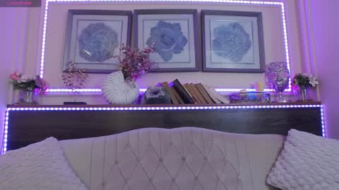 Snapshot of bustyeva_ chatting on 01-18-25, 04:15 online between 6AM and 2PM EET almost everyday. online show from 01-18-25, 04:15
