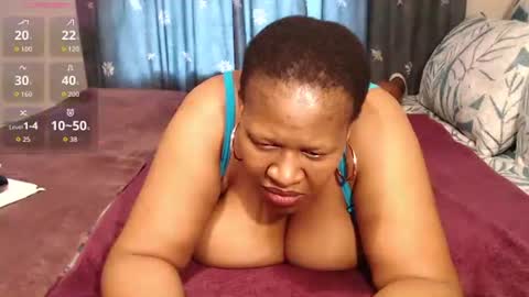 lisa online show from 10-25-25, 03:51