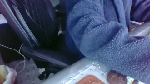 Snapshot of butslutt2 chatting on 01-13-26, 04:12 butslutt2 online show from 01-13-26, 04:12