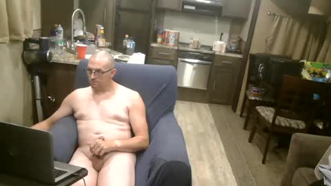 Snapshot of buttnaked4u1 chatting on 07-13-26, 03:42 buttnaked4u1 online show from 07-13-26, 03:42