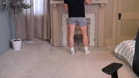 Snapshot of buttnakedfun954737 chatting on 01-20-25, 01:32 Miles online show from 01-20-25, 01:32