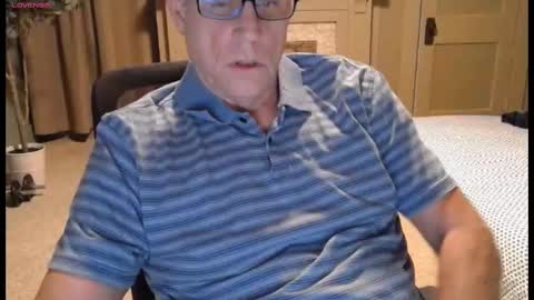 Snapshot of buttnakedfun954737 chatting on 09-11-25, 10:48 Miles online show from 09-11-25, 10:48