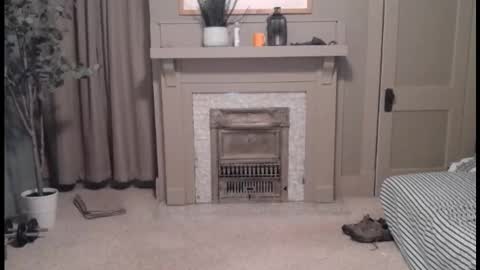 Snapshot of buttnakedfun954737 chatting on 12-20-25, 10:00 Miles online show from 12-20-25, 10:00