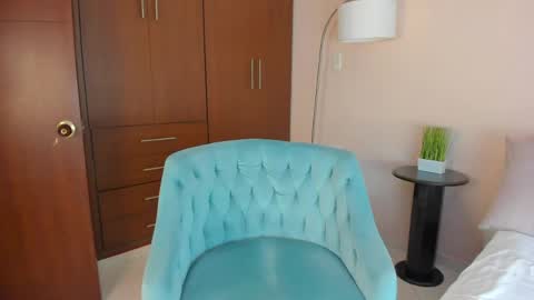 Snapshot of buunnyyhot chatting on 05-26-26, 06:26 Rosse online show from 05-26-26, 06:26