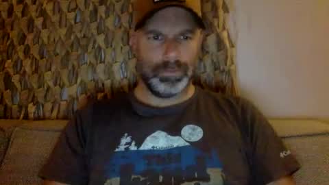 Snapshot of buurman1982isback chatting on 10-15-25, 09:04 buurman1982isback online show from 10-15-25, 09:04