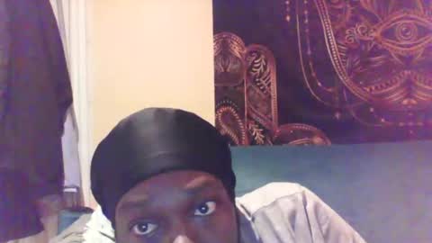 Snapshot of buzsy chatting on 12-08-24, 11:57 Buzsy online show from 12-08-24, 11:57