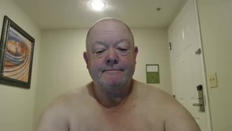 bwgrady100477357258 online show from 10-22-25, 11:32