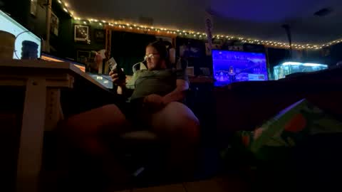 Snapshot of bwil91 chatting on 10-14-25, 06:03 bwil91 online show from 10-14-25, 06:03