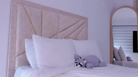 Snapshot of by_juliana chatting on 05-07-26, 06:08 online show from 05-07-26, 06:08
