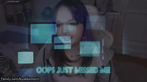 Snapshot of byakkomoriko chatting on 02-01-25, 05:47 morri online show from 02-01-25, 05:47