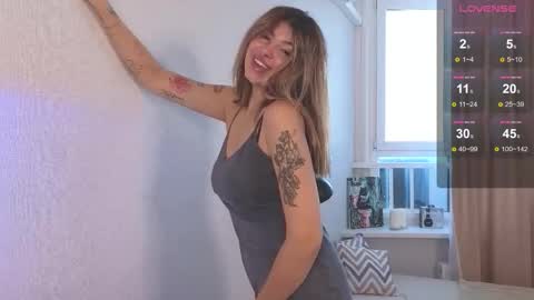 Kira online show from 10-22-25, 07:41