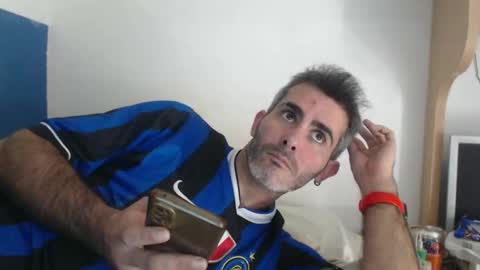 Snapshot of c0llinfarrell chatting on 12-08-24, 12:41 Collin Farrel online show from 12-08-24, 12:41