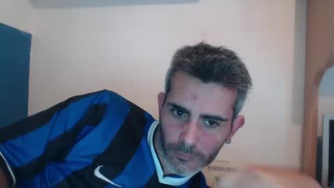 Snapshot of c0llinfarrell chatting on 12-08-24, 03:45 Collin Farrel online show from 12-08-24, 03:45