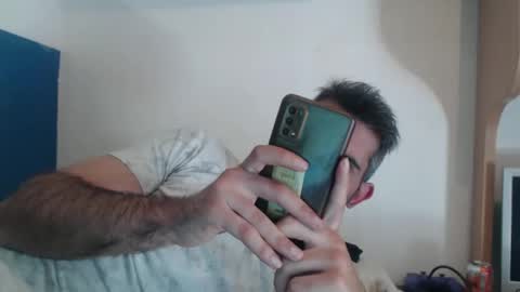 Snapshot of c0llinfarrell chatting on 12-22-24, 12:16 Collin Farrel online show from 12-22-24, 12:16