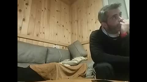 Snapshot of c0llinfarrell chatting on 01-10-25, 10:57 Collin Farrel online show from 01-10-25, 10:57