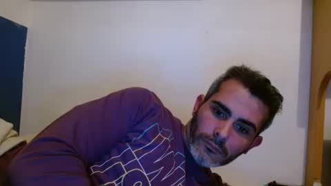 Snapshot of c0llinfarrell chatting on 01-19-25, 08:51 Collin Farrel online show from 01-19-25, 08:51