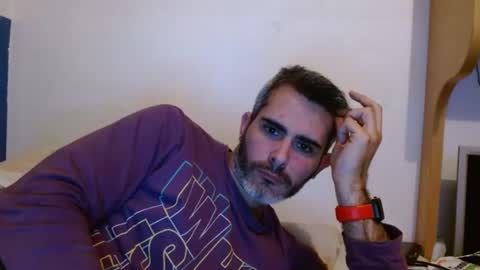 Snapshot of c0llinfarrell chatting on 01-23-25, 07:07 Collin Farrel online show from 01-23-25, 07:07