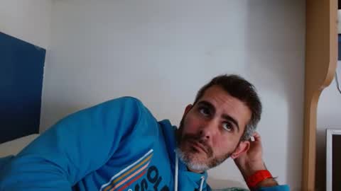 Snapshot of c0llinfarrell chatting on 01-25-25, 01:30 Collin Farrel online show from 01-25-25, 01:30