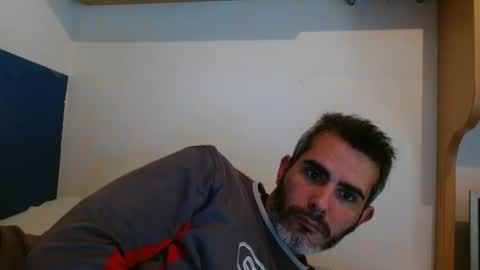 Snapshot of c0llinfarrell chatting on 01-26-25, 11:50 Collin Farrel online show from 01-26-25, 11:50