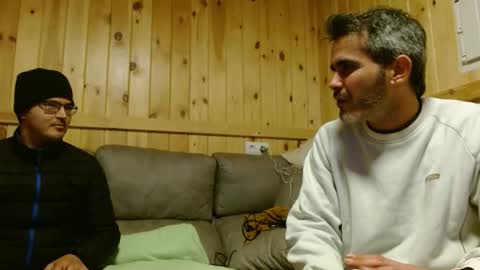 Snapshot of c0llinfarrell chatting on 02-03-25, 08:35 Collin Farrel online show from 02-03-25, 08:35