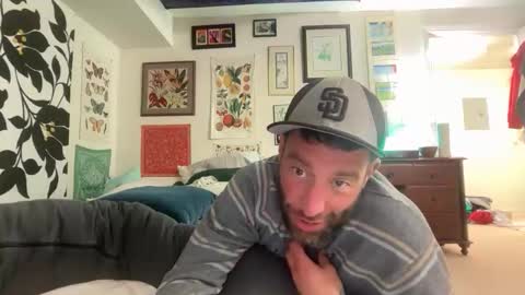 c2cmee online show from 05-14-26, 06:42