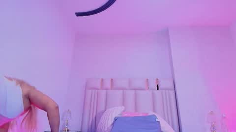 Carolina online show from 02-17-26, 03:03