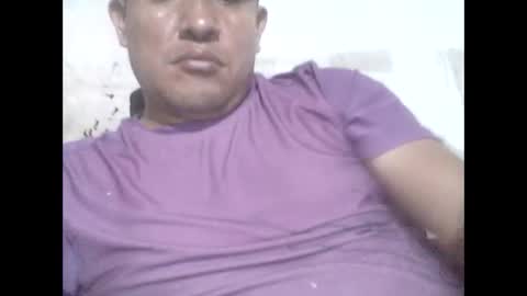 Snapshot of cachito83915 chatting on 04-08-26, 04:56 Cachudosexy online show from 04-08-26, 04:56