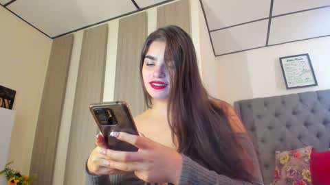 caitlingomez0 online show from 01-07-26, 12:07