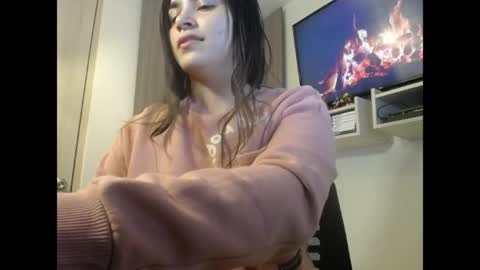 Snapshot of caitlingomez0 chatting on 05-07-26, 10:53 caitlingomez0 online show from 05-07-26, 10:53