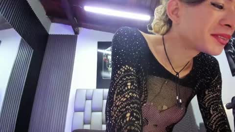 caitlyn_joness_ online show from 04-10-26, 07:51