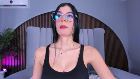 Caitlyn  online show from 12-05-25, 12:03