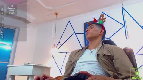 Snapshot of calavalerio chatting on 12-23-24, 09:51 Valerio online show from 12-23-24, 09:51