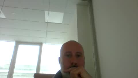 Snapshot of caldoski chatting on 05-05-26, 11:40 caldoski online show from 05-05-26, 11:40