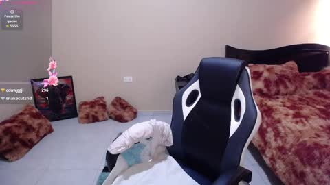 caliope_goddess1 online show from 03-02-25, 04:32