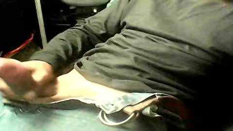 Snapshot of calisguitar chatting on 12-03-24, 10:18 Calisguitar online show from 12-03-24, 10:18