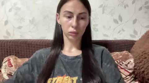 Anna online show from 10-21-25, 09:48