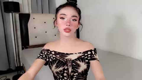 call_me_nina online show from 05-17-26, 03:52