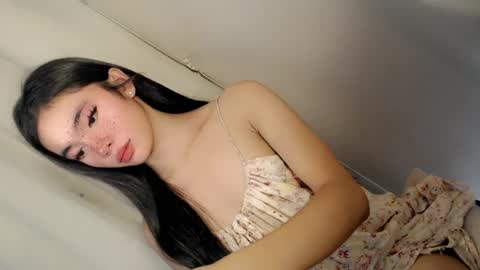 Snapshot of call_me_nina chatting on 07-13-26, 12:13 call_me_nina online show from 07-13-26, 12:13