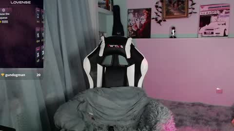 Snapshot of callerbowltim chatting on 12-12-24, 12:33 alextim online show from 12-12-24, 12:33