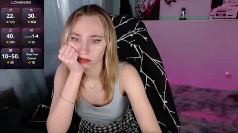 Snapshot of callerbowltim chatting on 12-17-24, 07:18 alextim online show from 12-17-24, 07:18