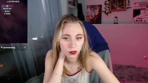 Snapshot of callerbowltim chatting on 12-29-24, 10:45 alextim online show from 12-29-24, 10:45